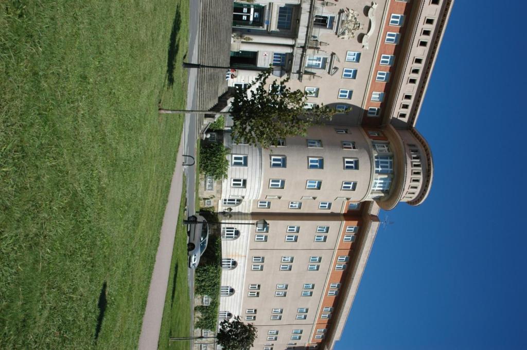 Mañarikua Hostelling International Derio Bagian luar foto